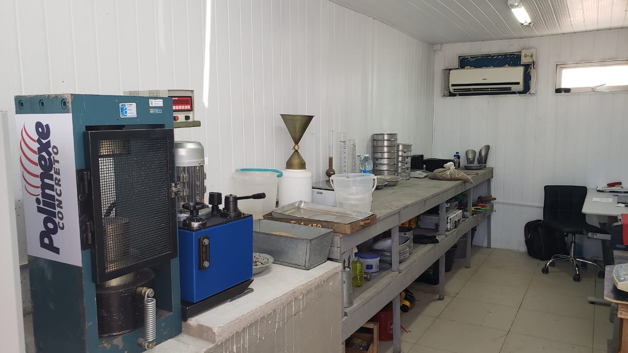 LABORATÓRIO PARA CONTROLE TECNOLÓGICO